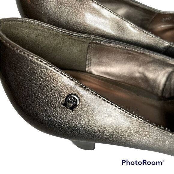 Etienne Aigner Metallic Gunmetal color heels, comfortable, Size 9 - Picture 4 of 5